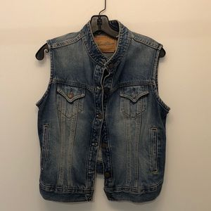 Levi’s Denim Vest with Standup Collar Large 12/14